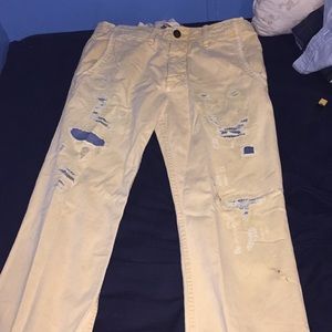I am selling a pair of True Religion pants